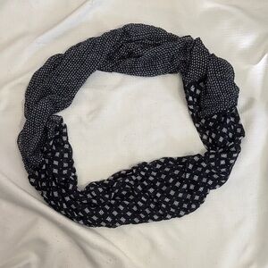 Elegant Black and White Women's Scarf